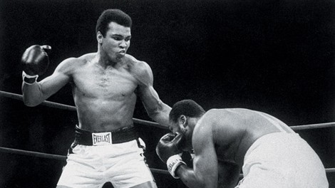 Umrl je boksar Mohamed Ali
