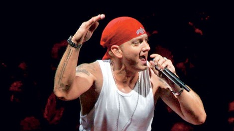 Eminem: Vrnitev najbolj divjega belega raperja 