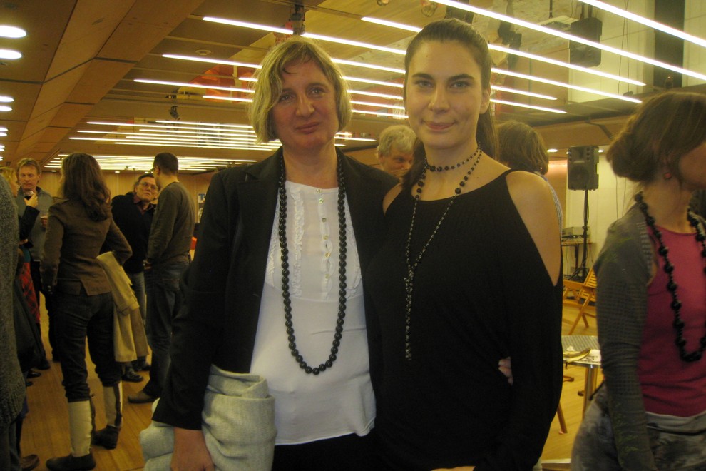 Nerina Kocjančič in Manca Dorrer