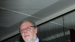 Računalniški umetnik Edvard Zajec je prejel nagrado za življensko delo.