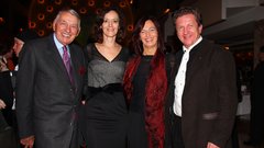 Demeter Bitenc s spremljevalko Majdo in predsednik Lions kluba Ljubljana Barje Brane Gaber z ženo Alenko.
