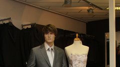 Predstavitev poročnih oblačil v trgovini Sens. 2