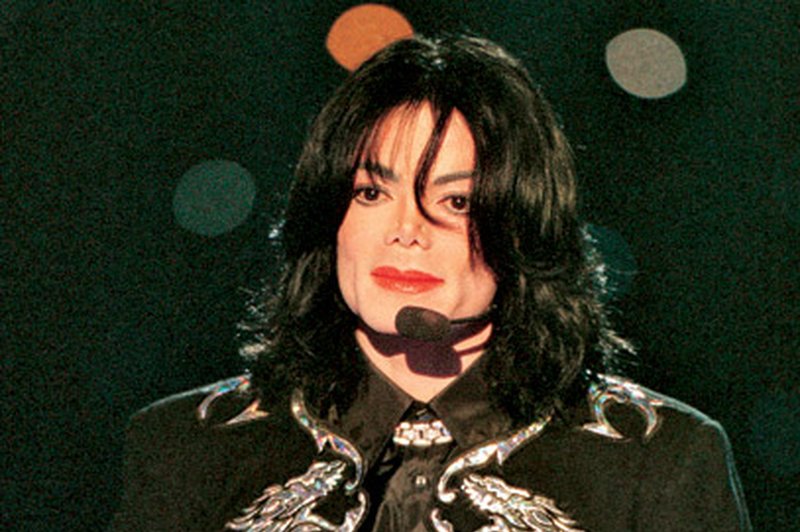 Oboževalci pokojnega Michaela Jacksona bodo na svoj račun prišli konec septembra. (foto: Lea)