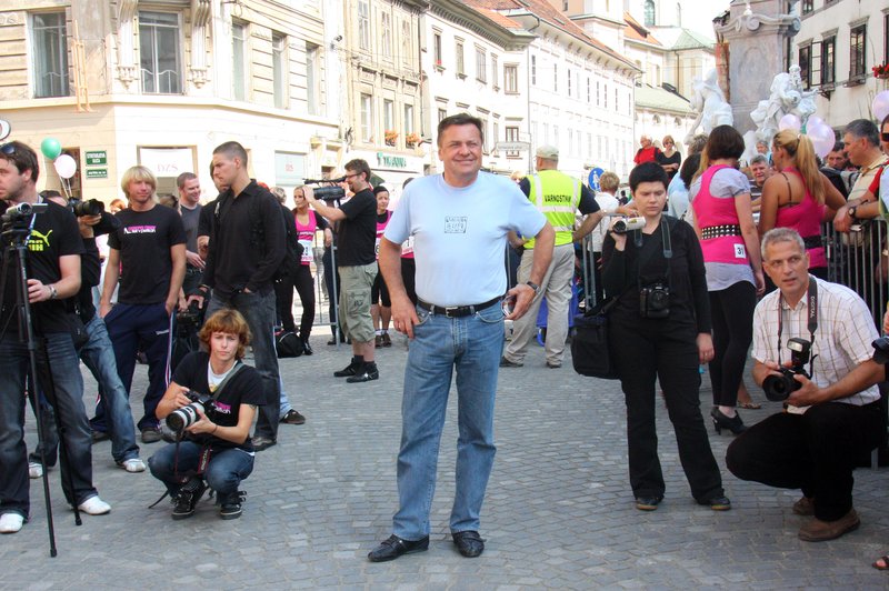 V cilju je tekačice čakal ljubljanski župan Zoran Janković. (foto: Jasmina Hasković)