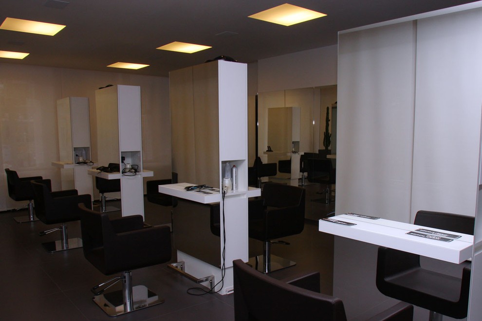 Otvoritev prenovljenega frizerskega salona Mič styling. 6