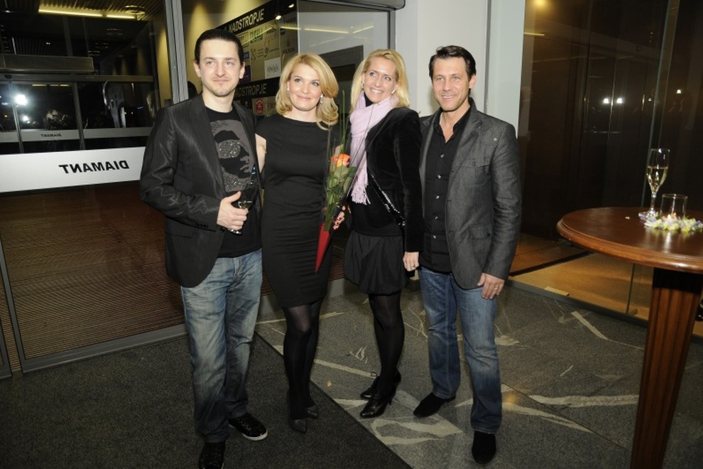 Martin Štibernik, njegova Jasmina, ter Marko in Tina Vozelj so dobri prijatelji.