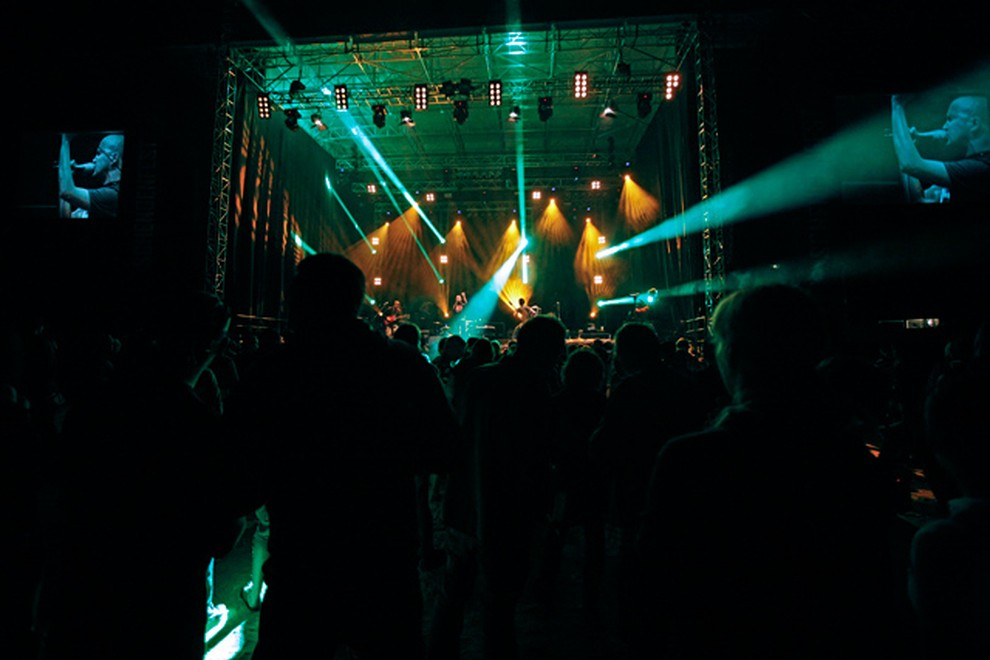 Festival Shengenfest 2010 je postregel z zabavo in zvenečimi imeni glasbe