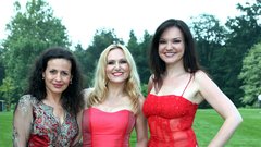 Srčne dive slovenske glasbe; Darja Švajger, Nuša Derenda in Alenka Gotar