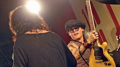Johnny Depp: Posvetil se bo glasbi