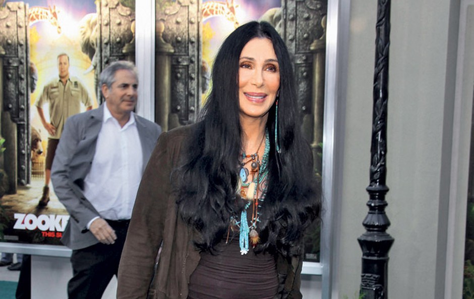 Poleg poslovilne turneje namerava pevka in igralka Cher objaviti že svoj 26 album. (foto: Profimedia.si)