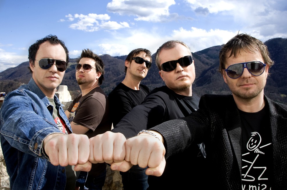 MI2 v Loškem pubu s predskupino Los Ventilos (foto: MI2)