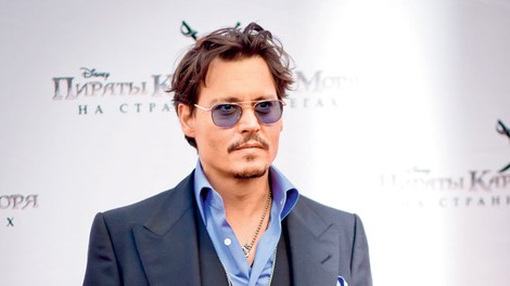 Johnny Depp: Častni pripadnik indijanskega plemena