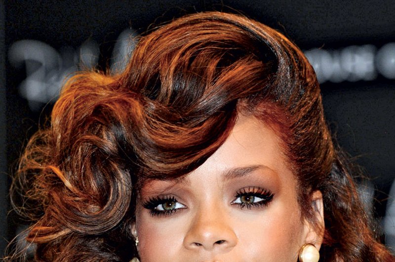 Rihanna: Zvezdniški status ji ni pomagal (foto: Shutterstock)