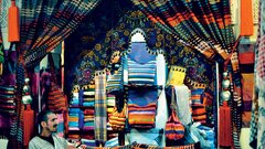 Jessico so v Maroku navdušile pisane barve Orienta. 