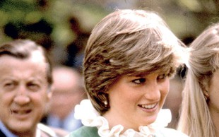 Princesa Diana: Prodajajo 10 kultnih oblek