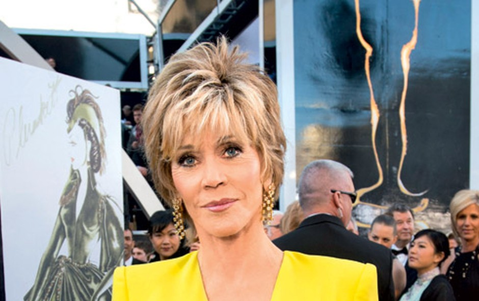 Izkušena zvezdnica Jane Fonda je opozorila, da podelitev oskarjev predvajajo po vsem svetu, da jo spremljajo družine z otroki in da takšni skeči, kakršnega je izvedel Seth, niso niti najmanj primerni.  (foto: ampas)