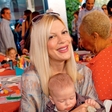 Tori Spelling objavila posnetek poroda