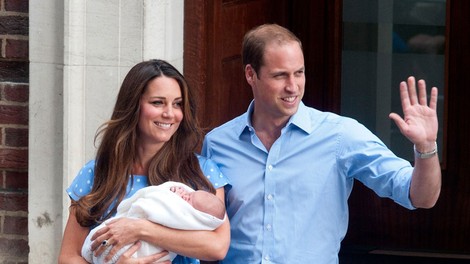 Kate in William prvič pokazala malega princa!
