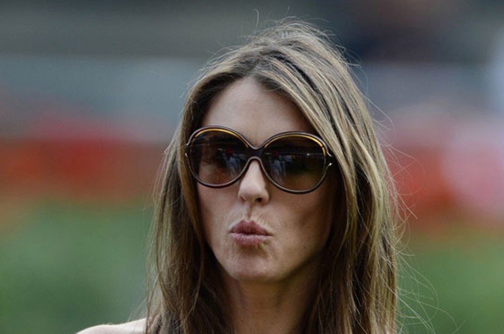 Elizabeth Hurley pri 52 letih osuplja s svojo mladostno postavo (foto: Profimedia)