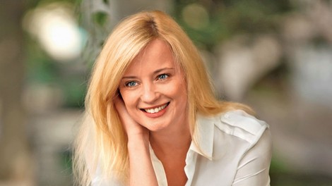 Ajda Smrekar postala slovenska Marilyn Monroe