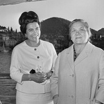 Jovanka z Nino, ženo sovjetskega voditelja Hruščova (foto: Profimedia)