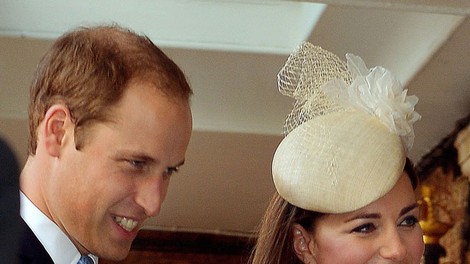 Končno! Kate Middleton je res noseča!