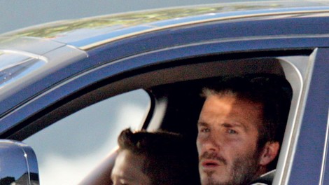 David Beckham sina že drugič spravil v nevarnost