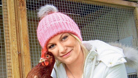 Irena iz Gostilne: Ne le kokoši, želi še zajčke in koze