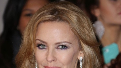 Kylie Minogue: Razmerja jo ubijajo