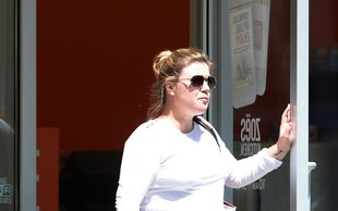 Kelly Clarkson se je v nosečnosti precej zredila