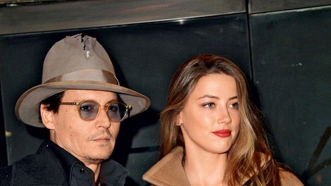 Johnny Depp zelo razvaja svojo zaročenko