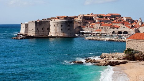 CNN Travel: Dubrovnik na seznamu 12 turističnih destinacij, ki se jim je letos boljše izogniti