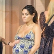 Paparaci ujeli visoko nosečo Milo Kunis