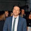 Jamie Oliver zaposlil pedofila!