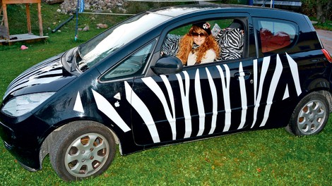 Tia Anna Paynich ustvarja modo za avtomobile