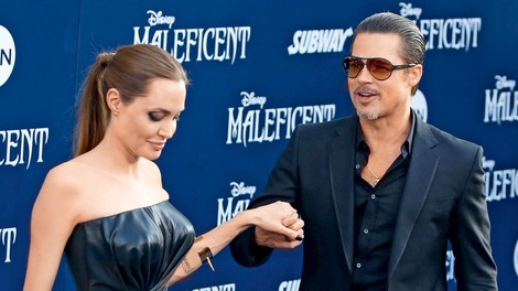 Zakonca Jolie in Pitt naj bi v 2015 spet zibala, pravi astrologinja