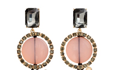 Naj bo praznični nakit kar najbolj opazen