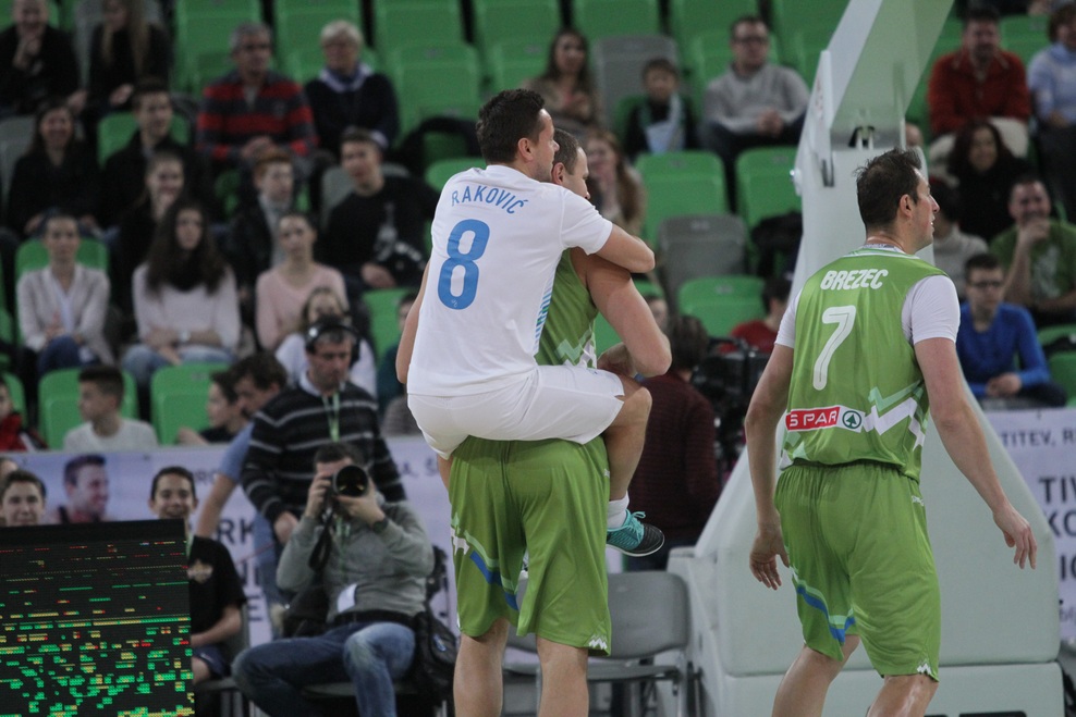 Fotogalerija s tekme All Stars: ko nogometaši in košarkarji združijo moči