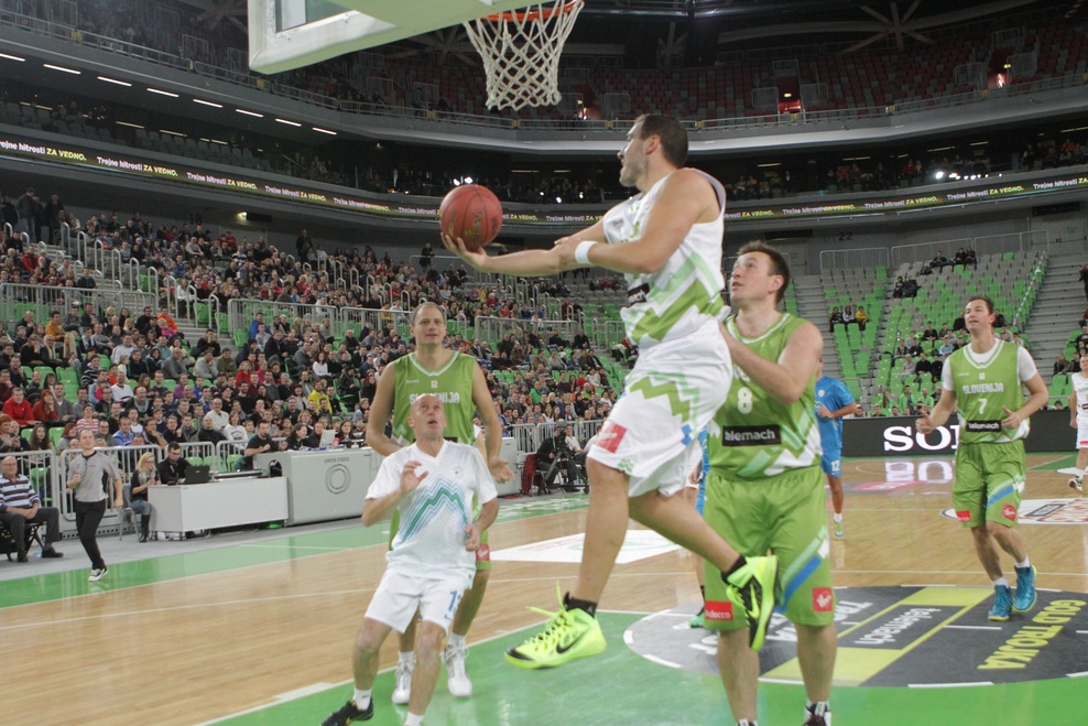 Fotogalerija s tekme All Stars: ko nogometaši in košarkarji združijo moči