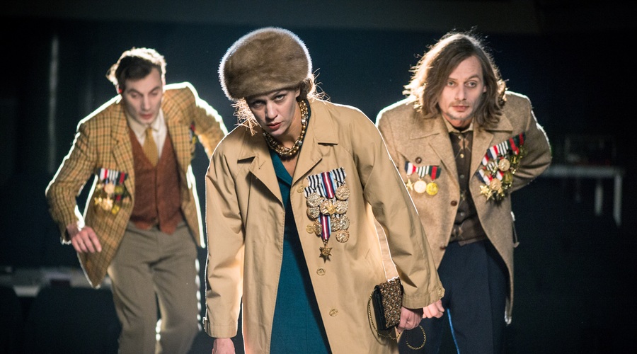 Znani so novi datumi predstav Upor ni človek! (foto: Borut Peterlin)