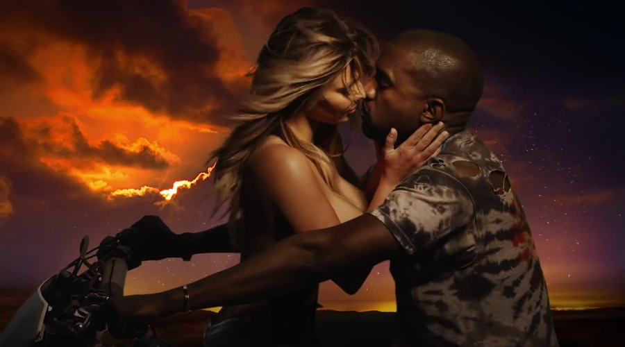 Kim in Kanye to počneta kar na motorju (foto: Kanye West VEVO)