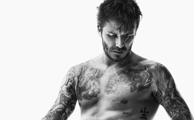 David Beckham debelušen? Njegova Harper že misli tako.
