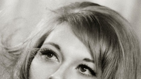 Faye Dunaway - nekoč in danes v fotografijah