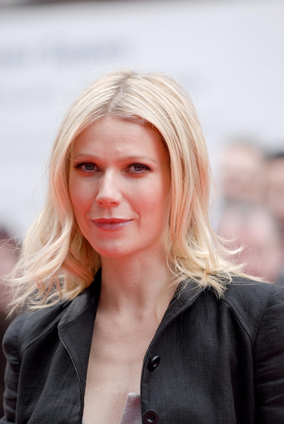 Kdo pa je ta deklica na sliki?