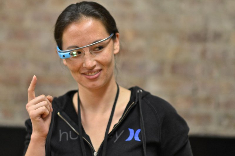Googlova pametna očala so že nekaj časa v prodaji (foto: profimedia)