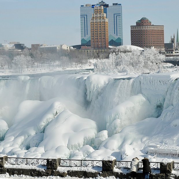 Niagarski slapovi v primežu ene najhujših zim v zgodovini