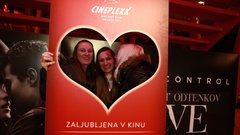 Znani Slovenci so romantično valentinovo preživeli v kinu