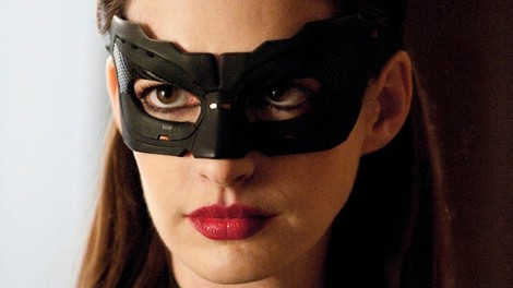 Ups, Catwoman je biseksualka?