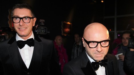 Dolce & Gabbana po jeznem odzivu Eltona Johna stopata korak nazaj