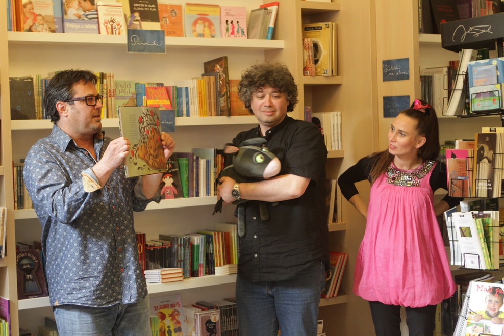 Foto utrinki ob svetovnem dnevu knjige v Ljubljani